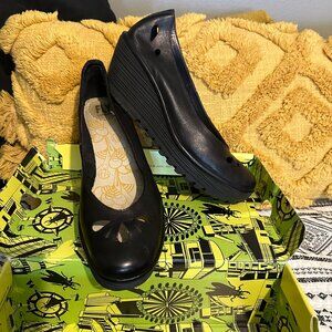 Fly London Shoes - size 41 (10)